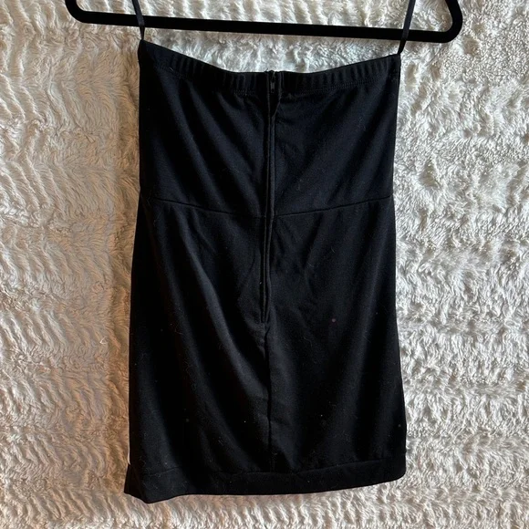 Hot Topic Penguin Dress with Red Bow. F - Picture 5 of 5